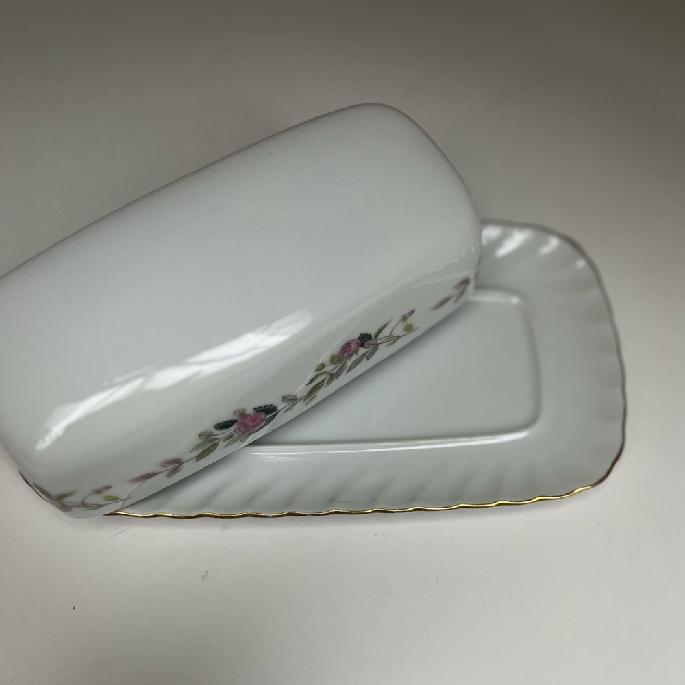 Vintage 1960s Japan Fine China Butter Dish | Regency Rose Pattern | Gold Trim - Picture 5 of 9